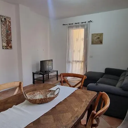 Mary's Flat אולביה