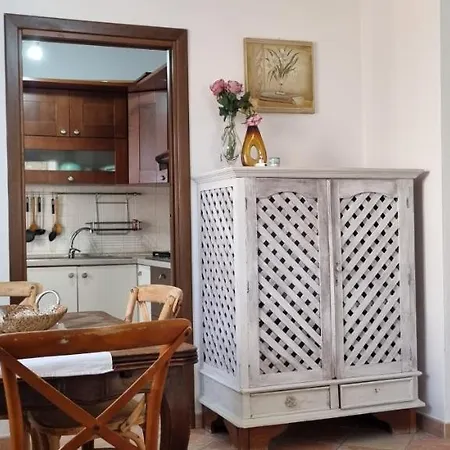 Mary's Flat * אולביה
